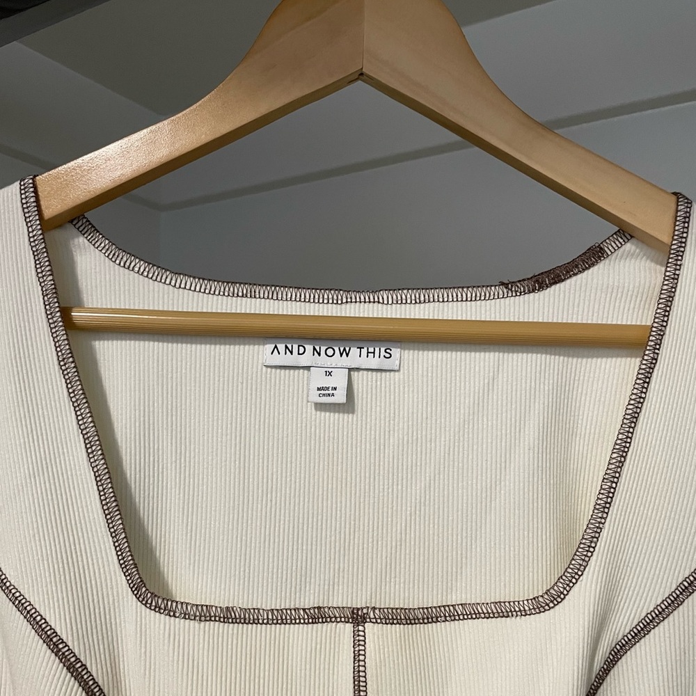 Contour High/Low Tank Top NWOT - Picture 3 of 4